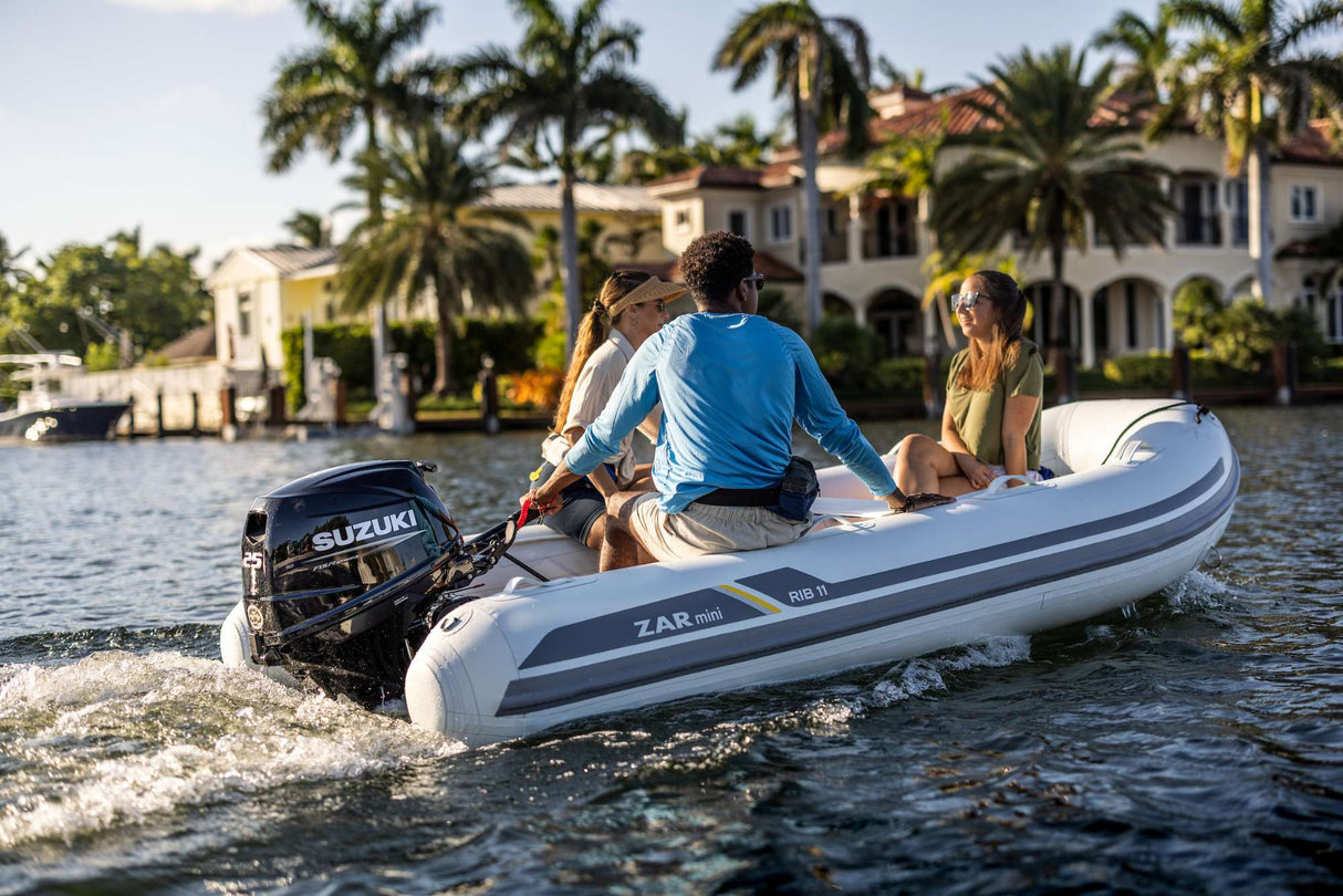 Suzuki 25Hp Outboard Tiller