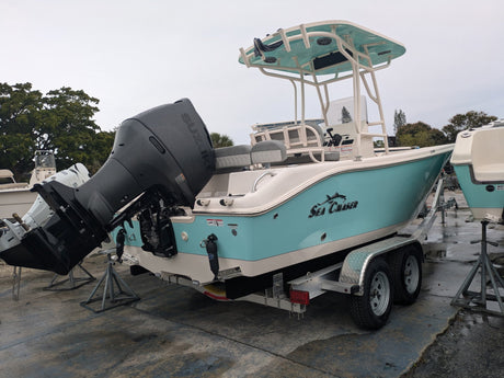 Inboard vs. Outboard Motors: Which One is Right for Your Boat?